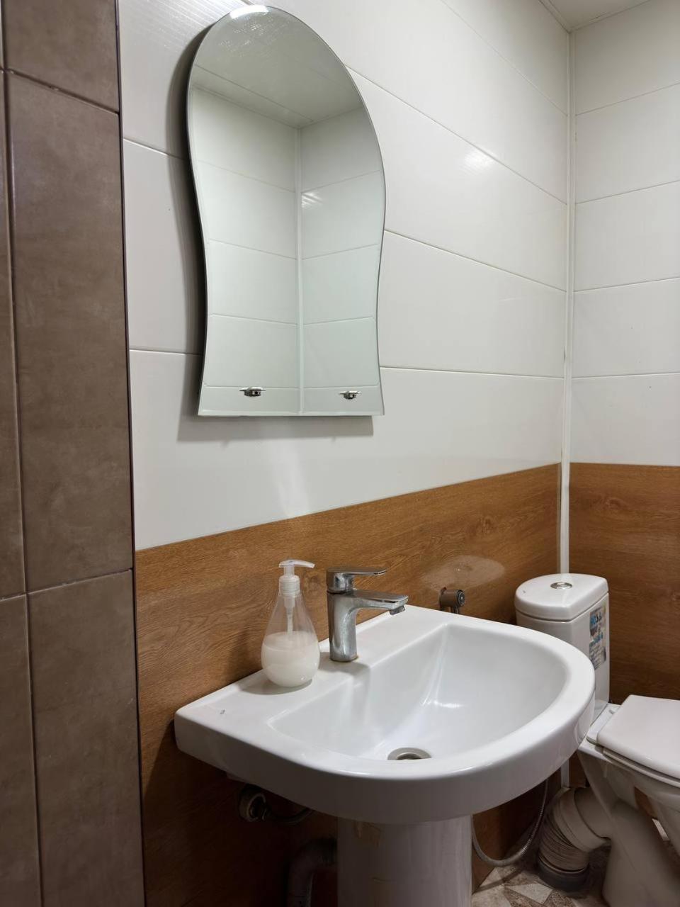 U Ashota Hotel Erevan Exterior foto